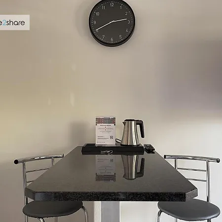 Aparthotel Serviced Apartments I Home2Share